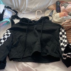 Black Checkered Cropped long sleeve